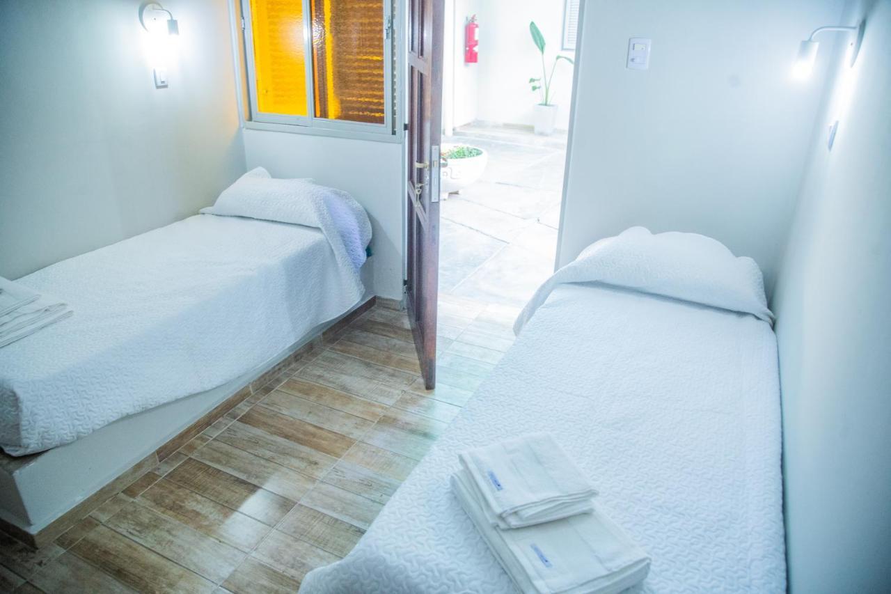 Hotel Anmara Сан Хуан Екстериор снимка